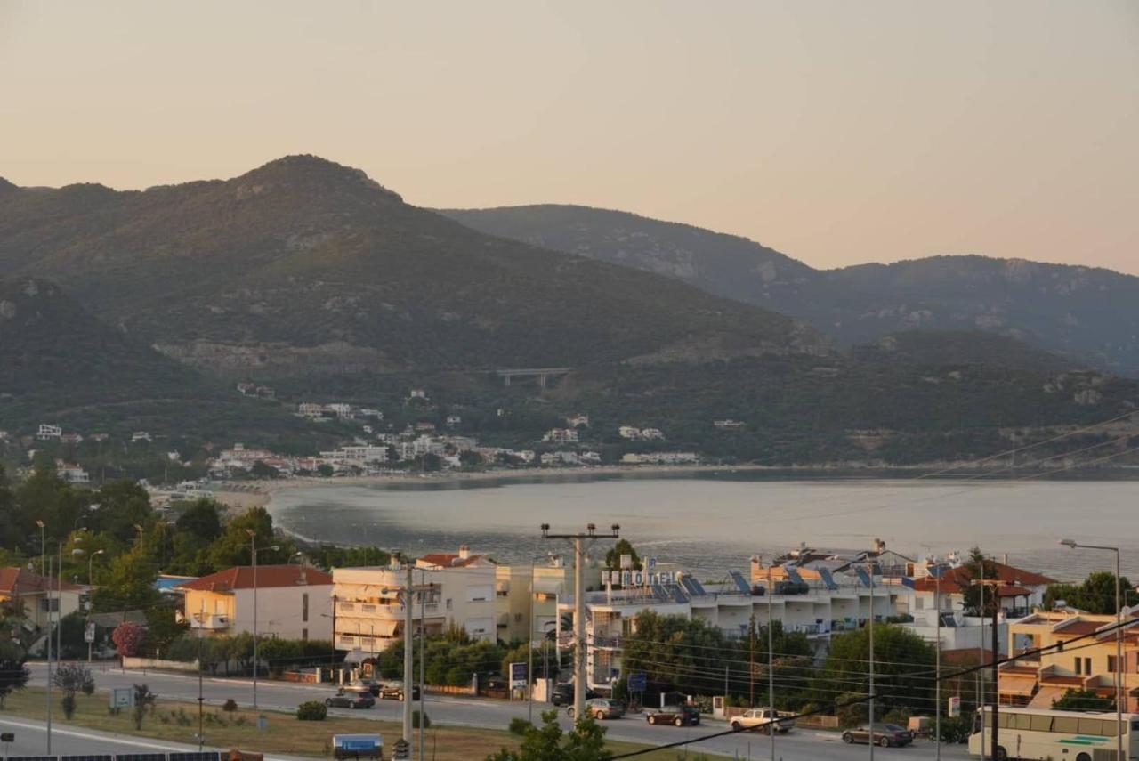Venetia Luxury Villa Nea Iraklitsa Εξωτερικό φωτογραφία